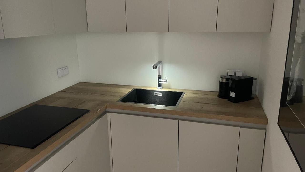Apartament 4 Bed 2 Room Warszawa Exteriör bild